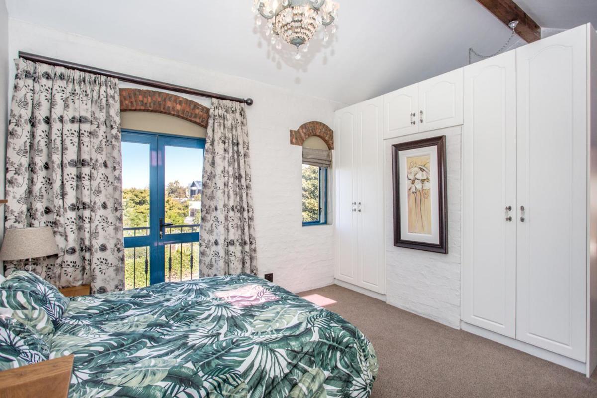 Sunset Beach Holiday Accommodation Cape Town Bagian luar foto