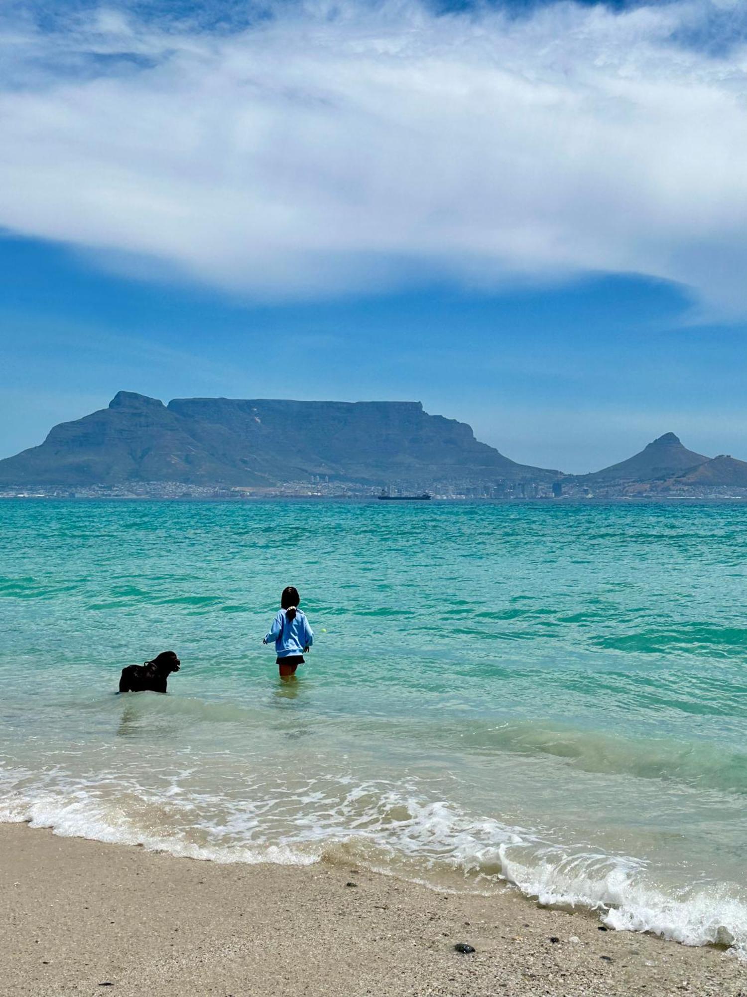 Sunset Beach Holiday Accommodation Cape Town Bagian luar foto