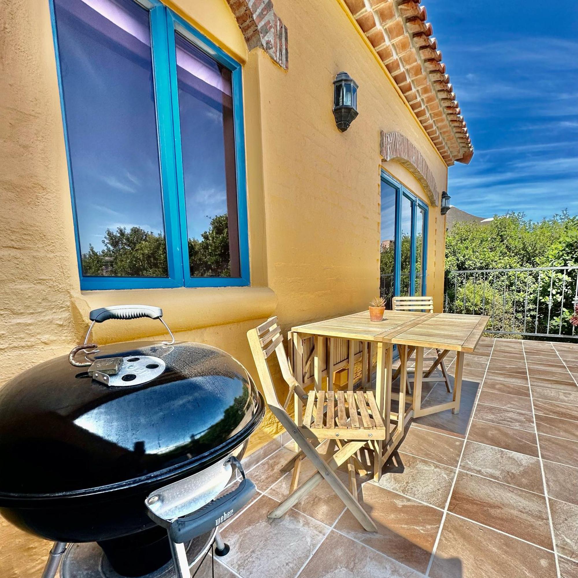 Sunset Beach Holiday Accommodation Cape Town Bagian luar foto