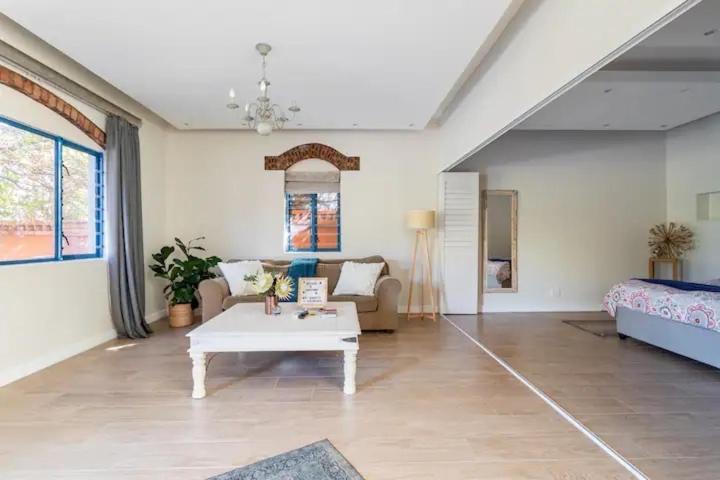 Sunset Beach Holiday Accommodation Cape Town Bagian luar foto